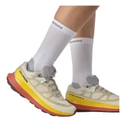 Tenis Trail Salomon Ultra Glide 2 Beige Mujer L47211600 -Salomon D NQ NP 854874 MLM68852452594 042023 O