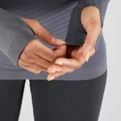 Tee-Shirt SALOMON Elevate Move On LS Tee Femme Solid Ebony -Salomon tee shirt salomon elevate move on ls tee solid femme ebony 3